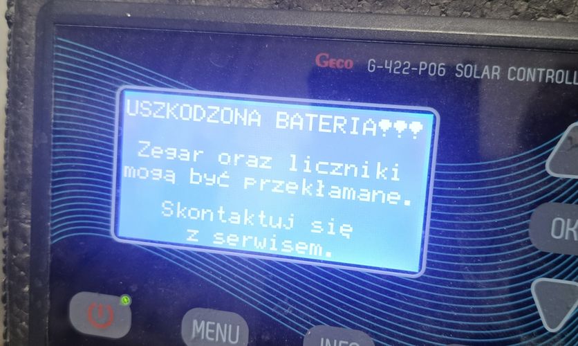 Komunikat: Uszkodzona bateria. Skontaktuj się z serwisem.
